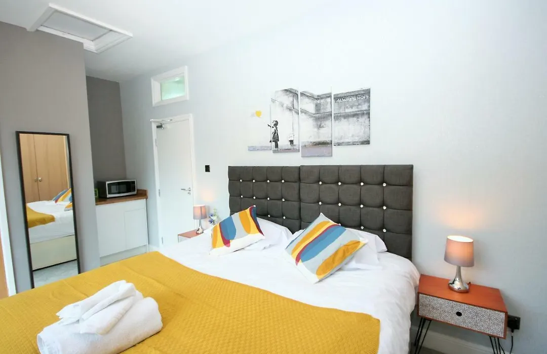 Brick Lane Guest House-1
